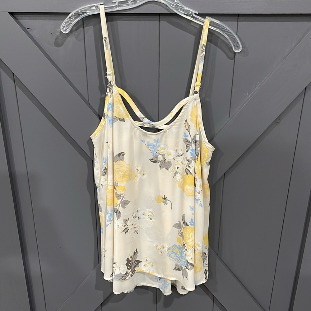 Torrid Cream, Yellow, Grey Floral Camisole 1X - Picture 4 of 7